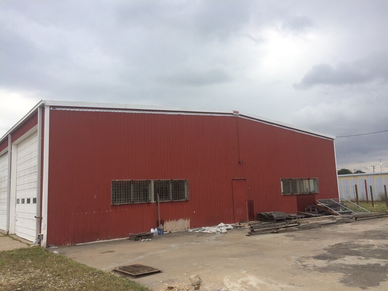 More Photos Of 204 Glen Flora Rd, Eagle Lake Warehouse For Sale