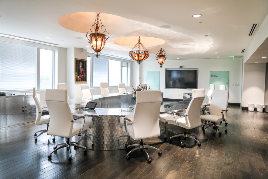 More Photos Of 1 Ebix Way, Duluth Office For Sale