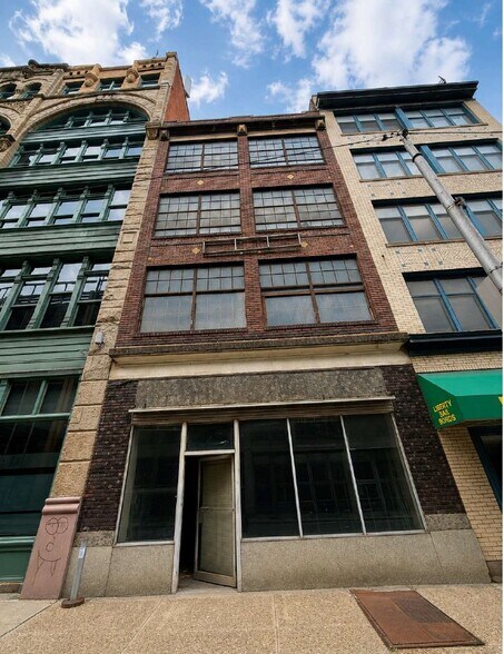 Primary Photo Of 1135 Penn Ave, Pittsburgh Storefront Retail Office For Sale