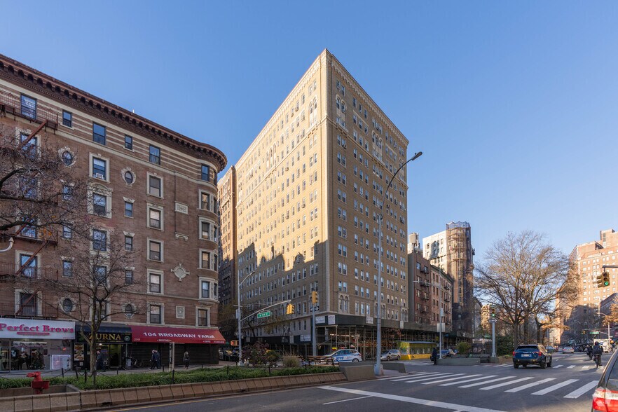 More Photos Of 2721-2729 Broadway, New York Apartments For Lease