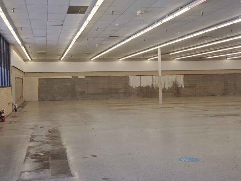 More Photos Of 1657 Saint Mary St, Thibodaux General Retail For Lease