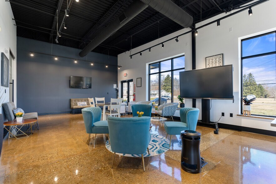 More Photos Of 4880 Hills And Dales Rd NW, Canton Warehouse For Sale