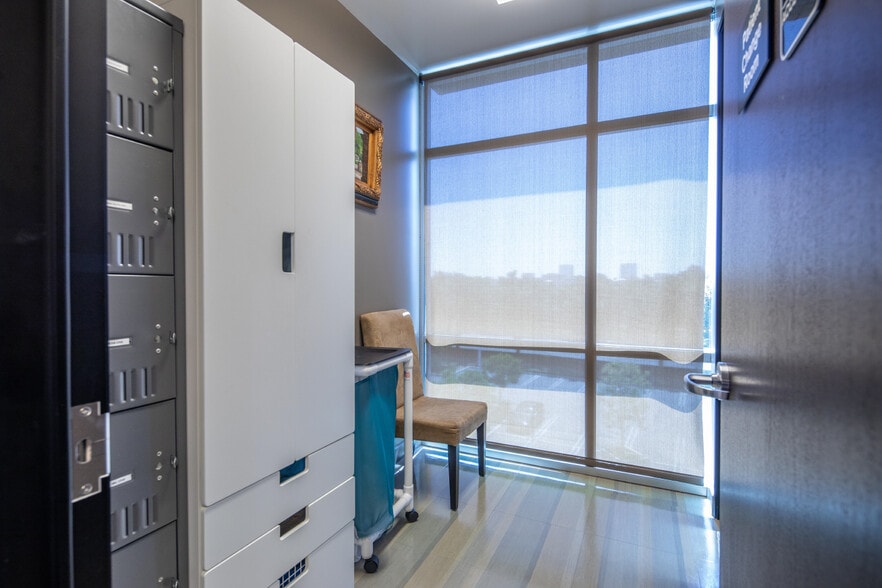 More Photos Of 113 Waterworks Way, Irvine Medical For Sale