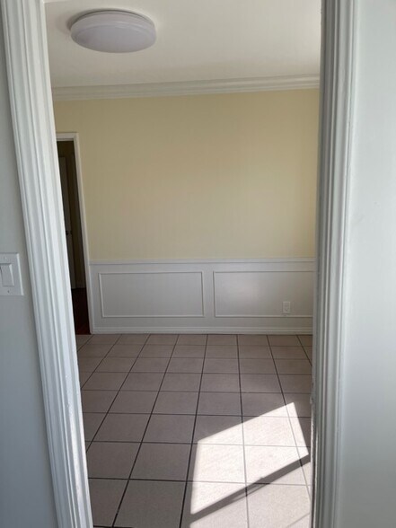 More Photos Of 1261 4th Ave, Los Angeles Multifamily For Lease