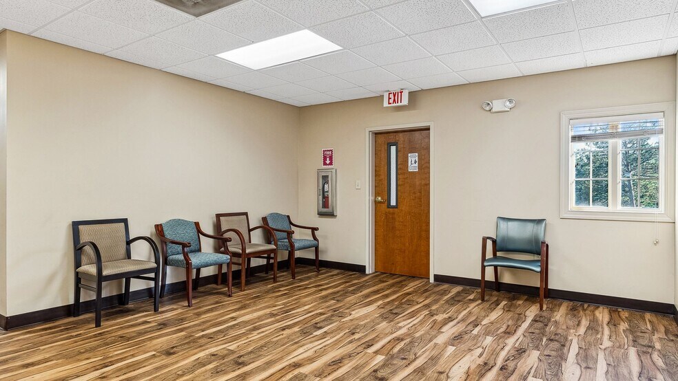 More Photos Of 2149 Valleygate Dr, Fayetteville Medical For Sale