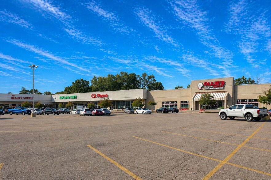 Primary Photo Of 34414-34790 Ford Rd, Westland Unknown For Lease