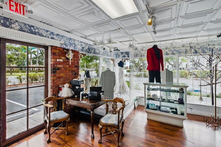 More Photos Of 4066 Broward Blvd, Fort Lauderdale Storefront Retail Office For Sale
