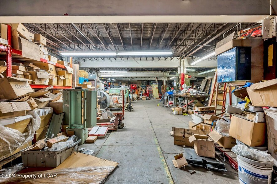 More Photos Of 1001 W Centre St, Mahanoy City Warehouse For Sale