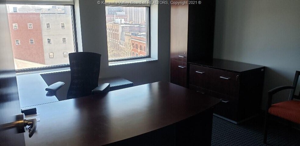 More Photos Of 109 Capitol St, Charleston Office Residential For Sale