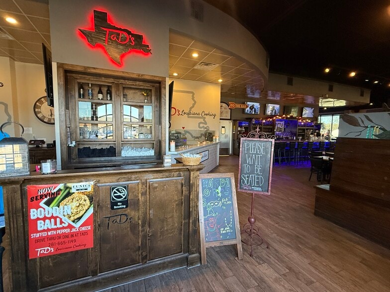 More Photos Of 1425 FM 1463 Rd, Katy Storefront For Sale