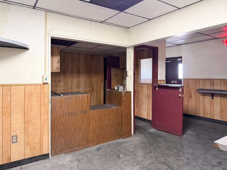 More Photos Of 3080 Rosenwald Rd, Baton Rouge Freestanding For Lease