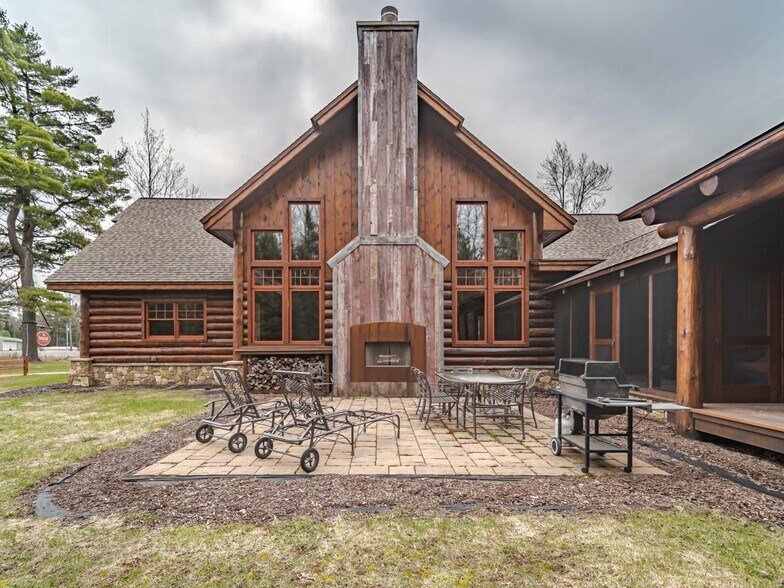 More Photos Of 5771 US Highway 45, Land O Lakes Office For Sale