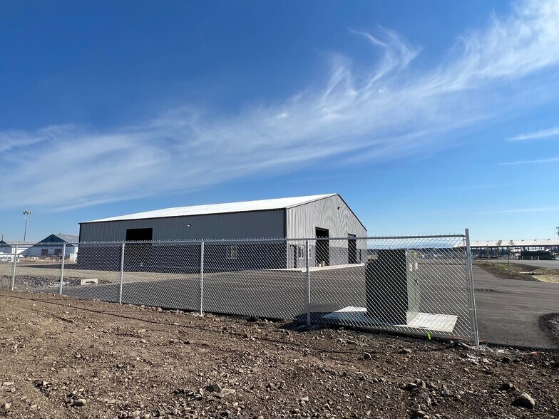 More Photos Of 1913 Bobcat Way, Medford Warehouse For Sale