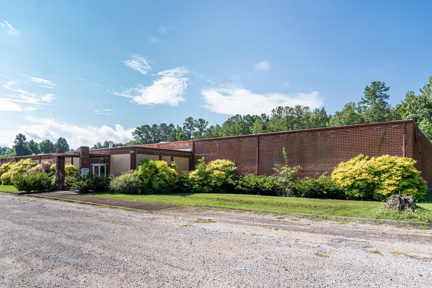 More Photos Of 2580 Highway 46, Heflin Warehouse For Sale
