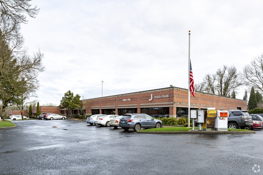 More Photos Of 7600-7646 SW Mohawk St, Tualatin Office For Lease