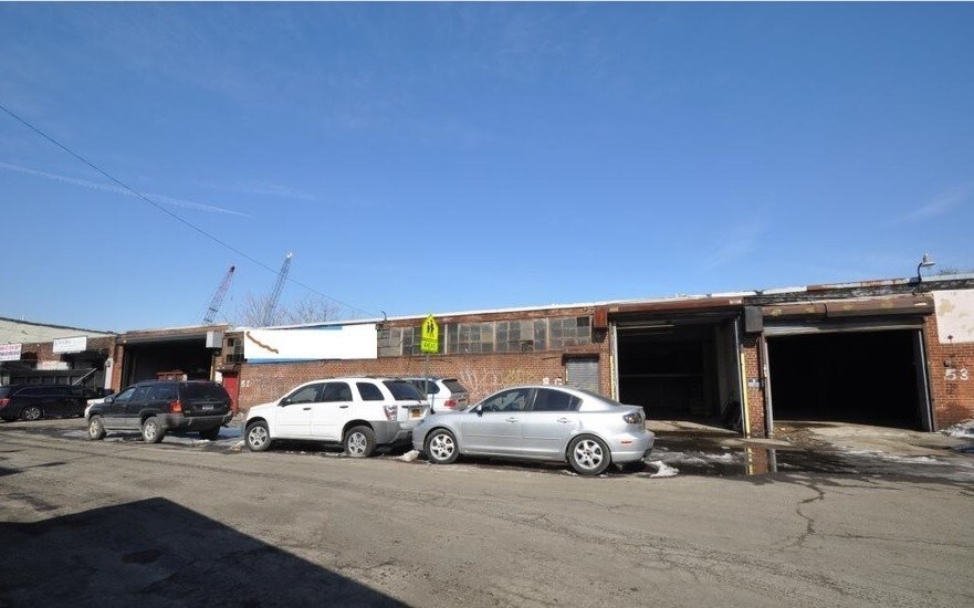 Primary Photo Of 11-33 Irving Ave, Ridgewood Manufacturing For Lease