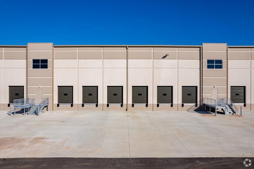 More Photos Of Fair Oaks Dr, Frederick Unknown For Lease