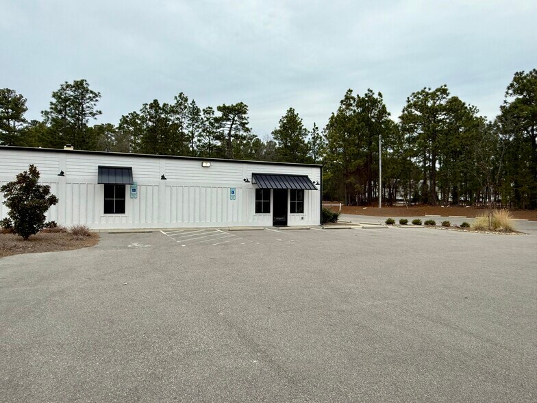 More Photos Of 2105 Juniper Lake Rd, West End Medical For Lease