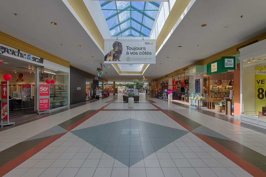 More Photos Of 1111 Boulevard Jutras E, Victoriaville General Retail For Lease
