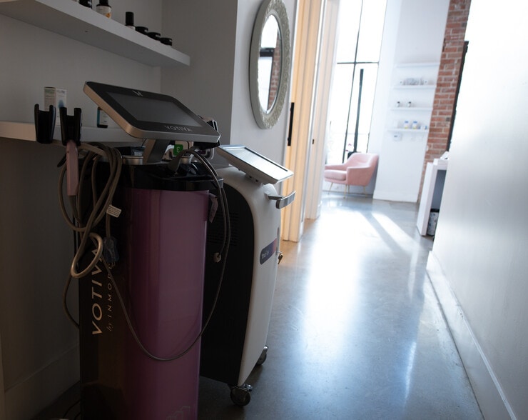 More Photos Of 421 N Rodeo Dr, Beverly Hills General Retail For Lease