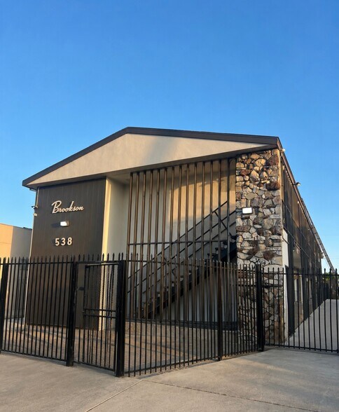 Primary Photo Of 538 W 82nd St, Los Angeles Apartments For Sale