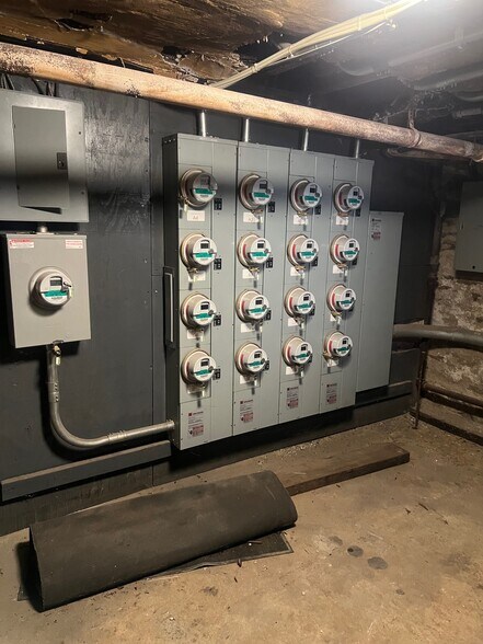 More Photos Of 20 Roosevelt Sq, Mount Vernon Apartments For Sale