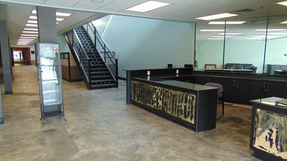 More Photos Of 1640-1658 S State St, Orem Freestanding For Sale