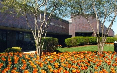 More Photos Of 1884 Lackland Hill Pky, Saint Louis Light Distribution For Lease