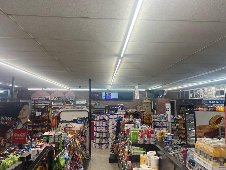 More Photos Of 2581 Sun Acres Blvd, Auburndale Convenience Store For Sale