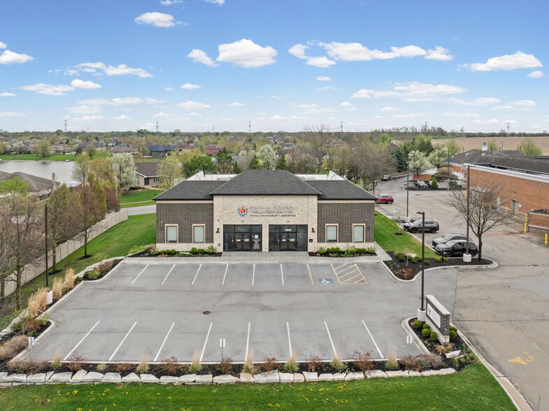 More Photos Of 11240 W Laraway Rd, Frankfort Storefront Retail Office For Sale