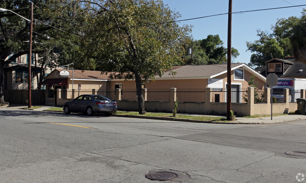 Primary Photo Of 2506 Barnard St, Savannah Freestanding For Sale