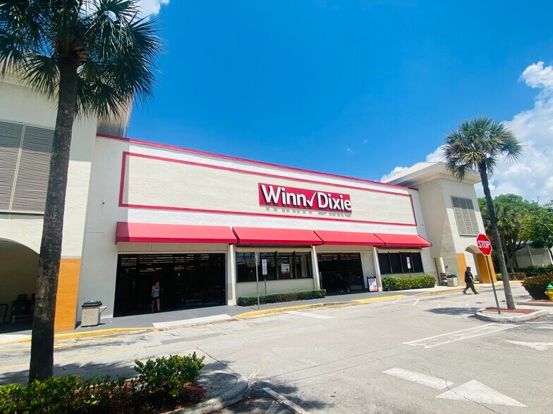 More Photos Of 1011-1219 S Federal Hwy, Deerfield Beach Unknown For Lease