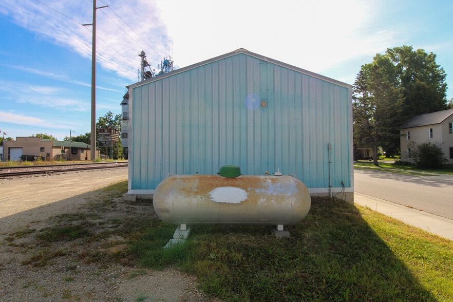 More Photos Of 14 1st SE st, Dodge Center Industrial For Sale