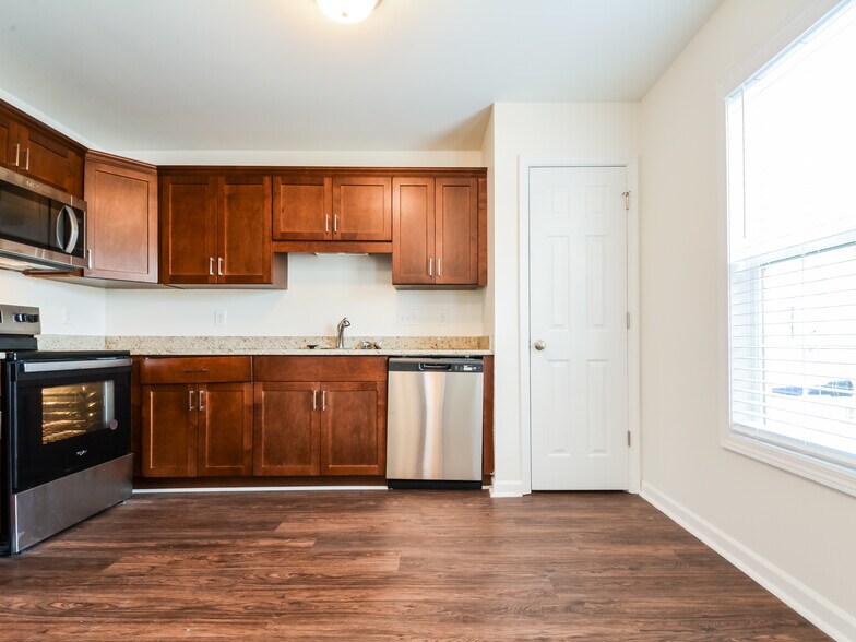 More Photos Of 15-103 Wolf Creek Ln, Lillington Apartments For Sale