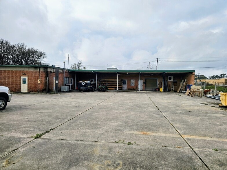 More Photos Of 212 Bryan St, Dayton Office Residential For Sale