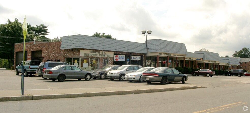 More Photos Of 580 South St, Waltham Unknown For Lease