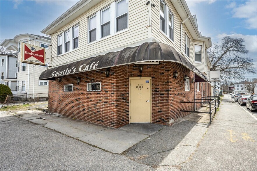 More Photos Of 73 Southgate St, Worcester General Retail For Sale