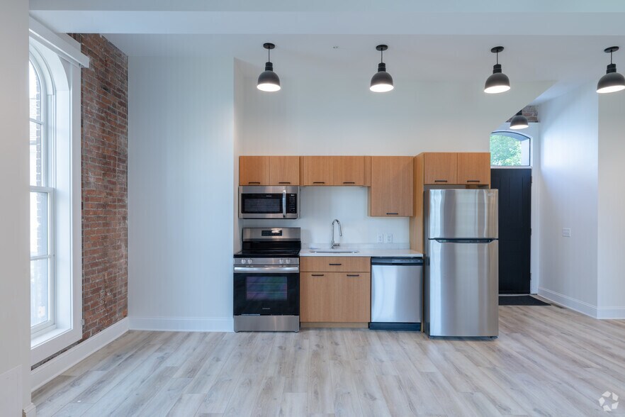 More Photos Of 204 High St, Buffalo Apartments For Sale