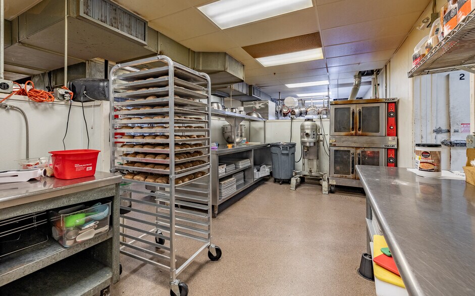 More Photos Of 1651 8th St, Cody Restaurant For Sale