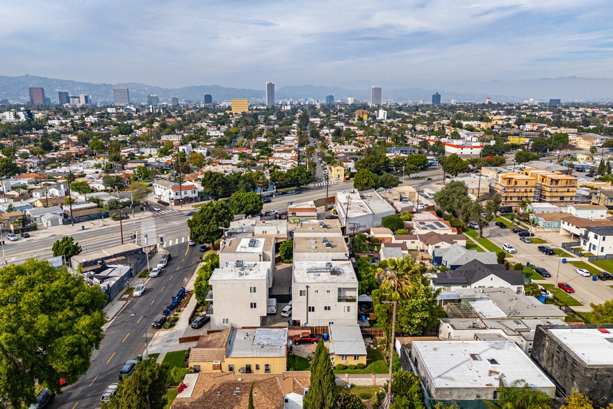 More Photos Of 1818 Thurman Ave, Los Angeles Apartments For Sale