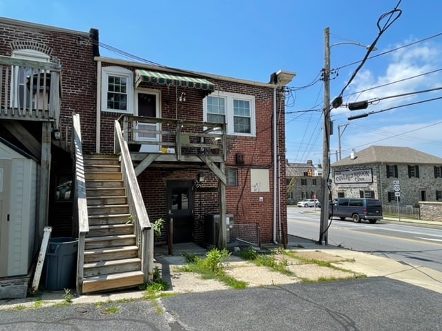 More Photos Of 623 W Lancaster Ave, Wayne Freestanding For Sale