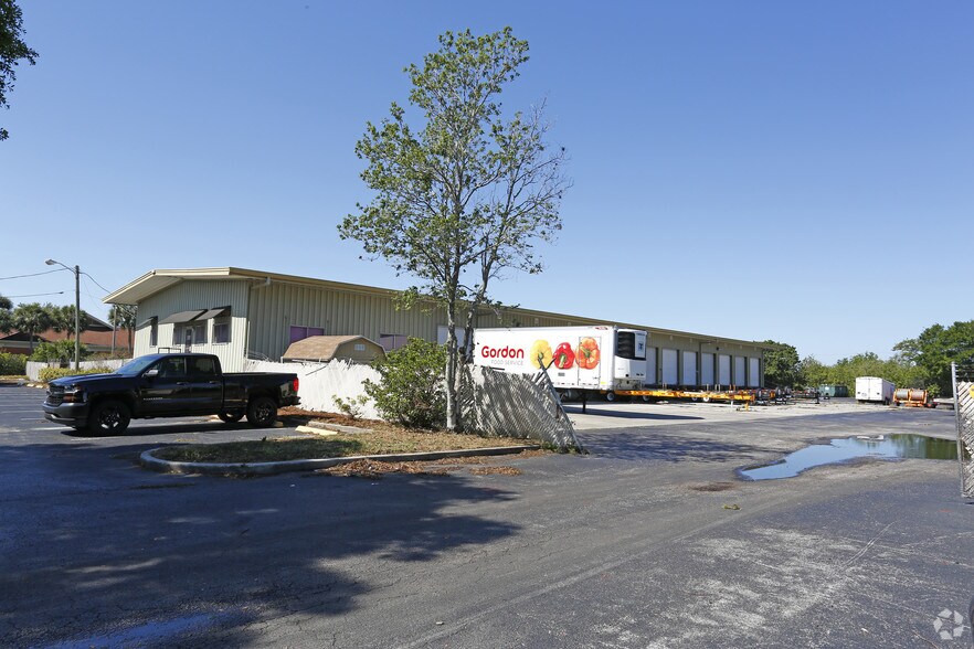 More Photos Of 11150 49th St N, Clearwater Truck Terminal For Lease