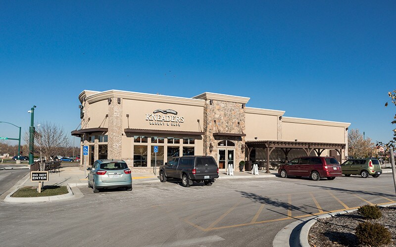 More Photos Of 800 NE Coronado Dr, Blue Springs Restaurant For Lease