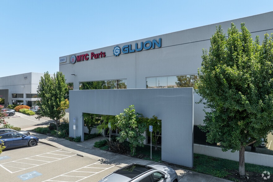 More Photos Of 6951 Southfront Rd, Livermore Warehouse For Lease