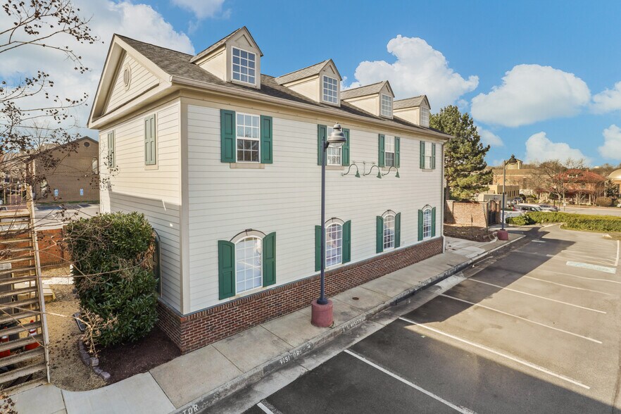 More Photos Of 761B Monroe St, Herndon Office Residential For Lease