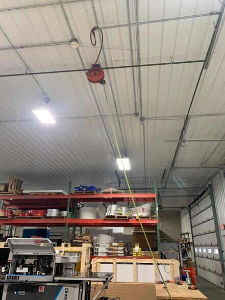 More Photos Of 8635 Hollander Dr, Franksville Manufacturing For Lease