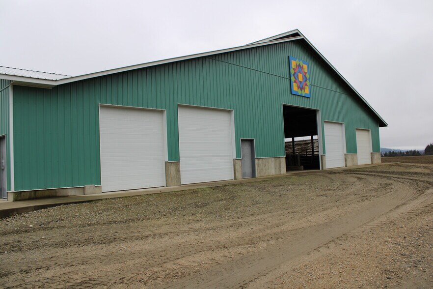 More Photos Of 4809 Back Enderby Rd, Armstrong Land For Sale