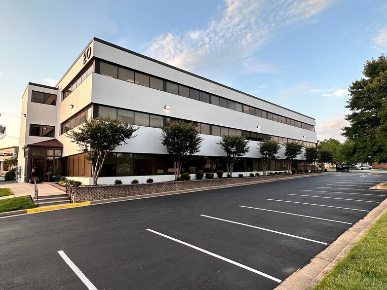 More Photos Of 20 E Timonium Rd, Timonium Office For Sale