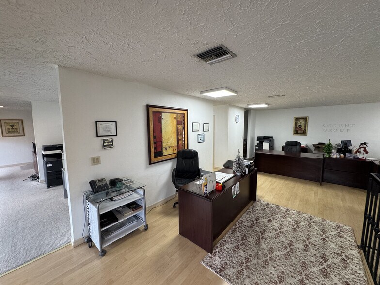 More Photos Of 328 N Ridgewood Ave, Edgewater Office Residential For Lease