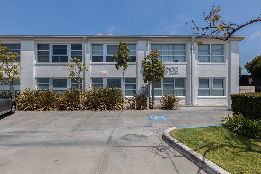 More Photos Of 2100 Abbot Kinney Blvd, Venice Office For Lease